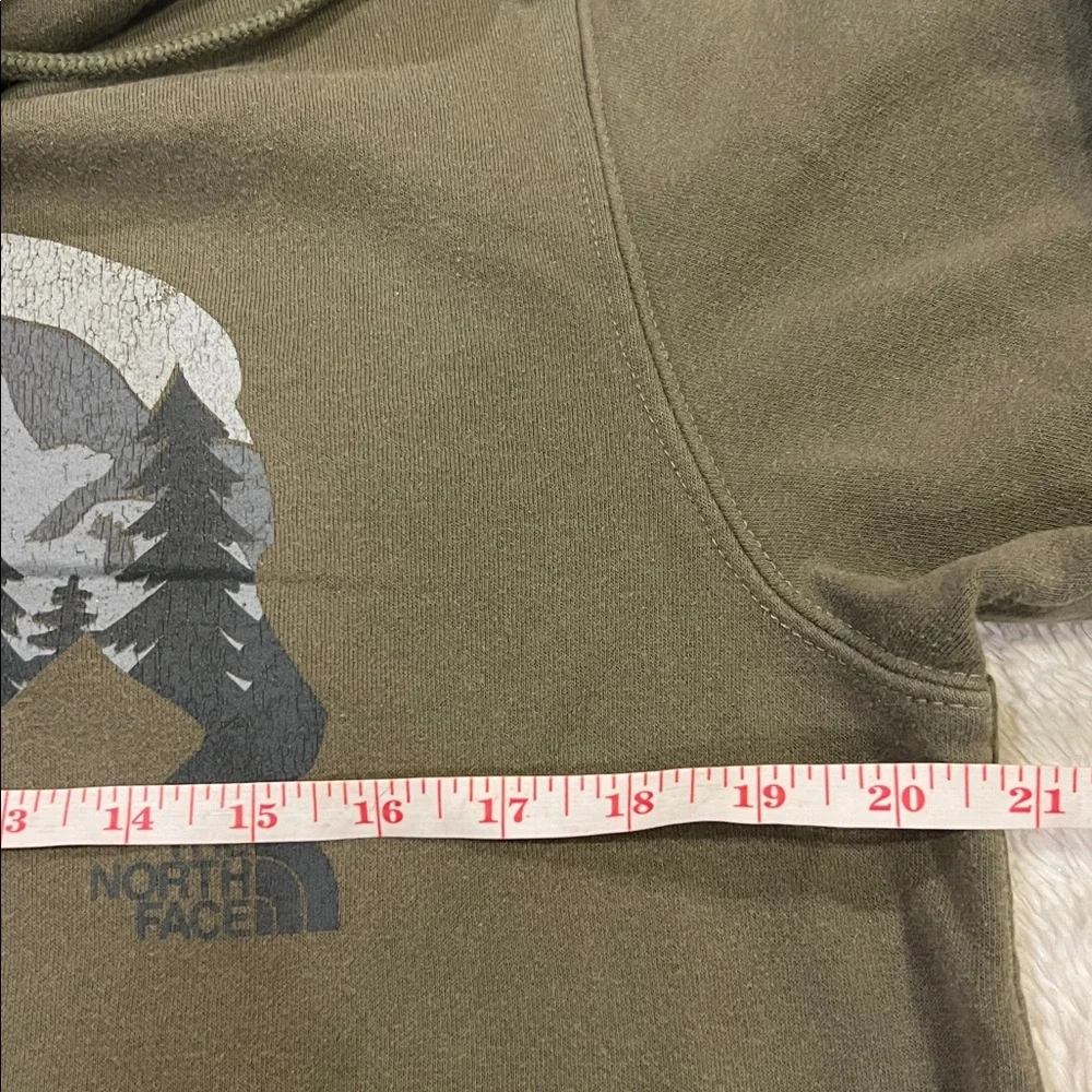 Men's The North Face Olive Green Hoodie Pullover Sweatshirt Bear Outdoors Size M